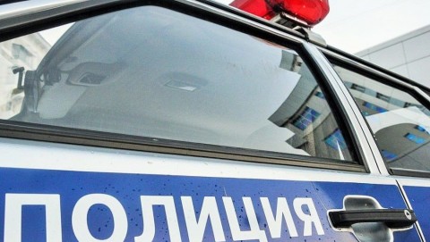 Сотрудники полиции в городе Гуково задержали подозреваемого в краже из домовладения
